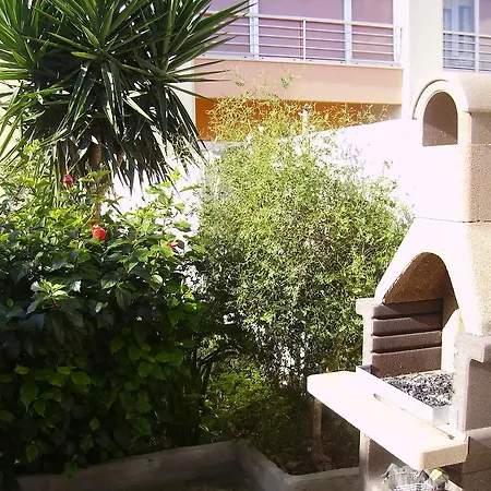 ベッド・アンド・ブレックファスト Dante Alighieri *