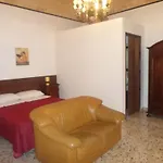 Dante Alighieri B&B
