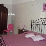 B&B Dante Alighieri 마르살라